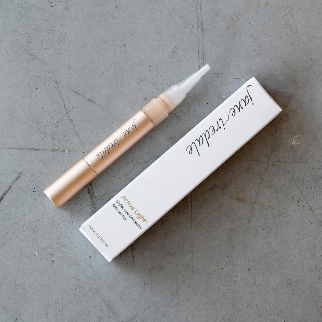 Active Light Under-Eye Concealer Light Yellow