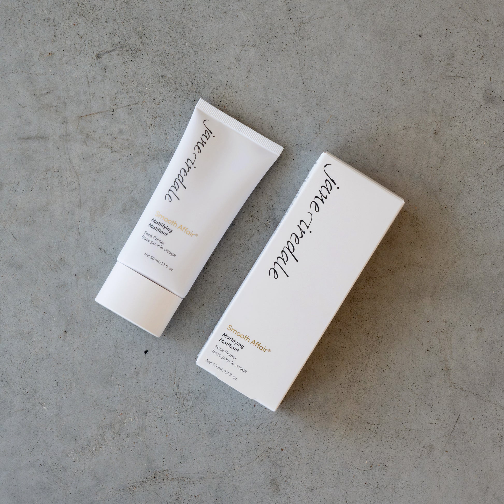 Smooth Affair: mattifying facial primer